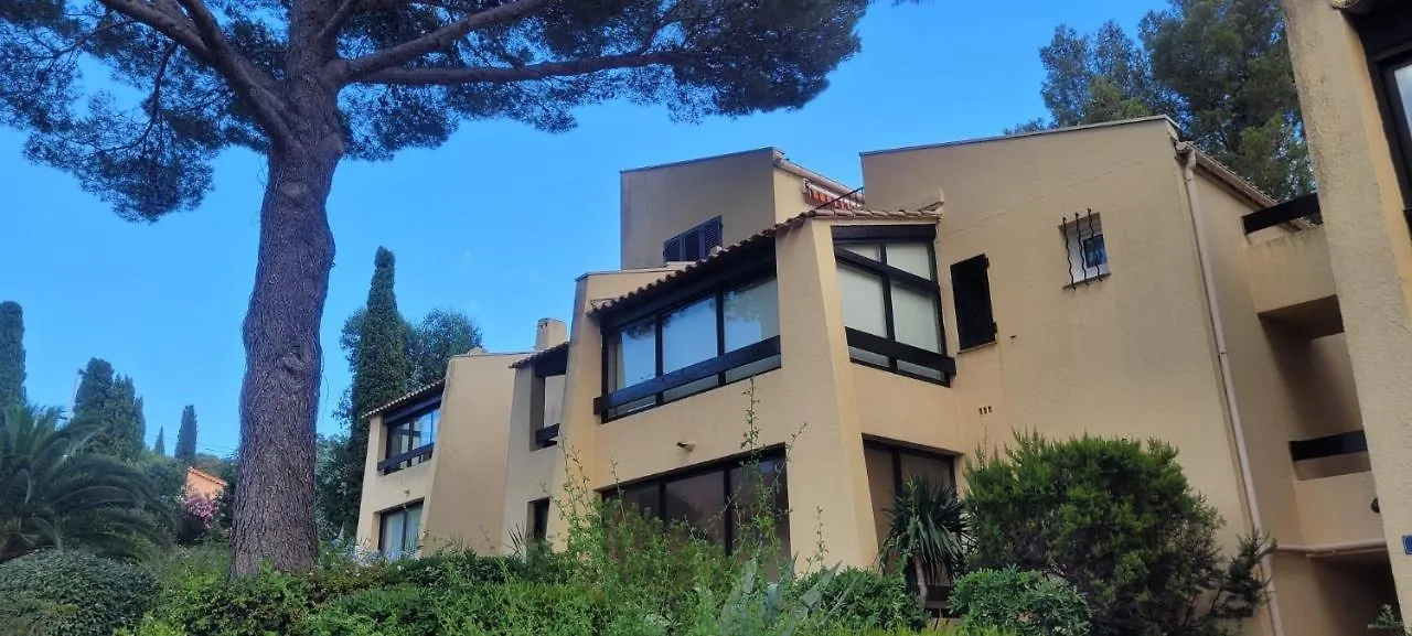 Apartman Un Havre De Paix Proche Du Centre Et Des Plages Cavalaire-sur-Mer Franciaország